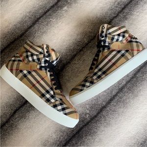 Burberry sneakers new with box 8 1/2